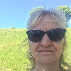 Meet your Posher, Norma